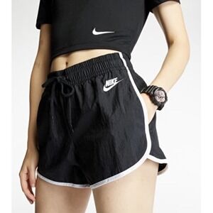 Nike Womens Black Adjustable Waist Shorts Pockets L‎ Lightweight Summer Workout